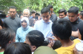 gibran-blusukan-di-pasar-rumput-jakarta_20231211_194230.jpg