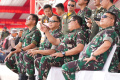 gladi-bersih-hut-tni-ke-78-memukau-para-pengunjung-monas_20231004_094845.jpg