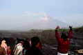 Gunung Semeru Erupsi