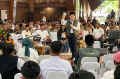 gus-muhaimin-terima-mandat-capres-dari-ratusan-kades-se-jatim_20230215_073205.jpg