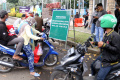 h2-lebaran-wisatawan-serbu-taman-impian-jaya-ancol_20220504_054848.jpg