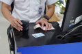 H+4 Lebaran, Stasiun KA Pasar Senen Masih Ramai Pemudik