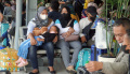 H+4 Lebaran, Stasiun KA Pasar Senen Masih Ramai Pemudik