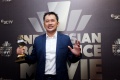 Hanung Bramantyo Terima Penghargaan IBOMA 2017