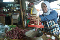 Harga Bawang Merah Turun ke Rp 68.100 per Kg
