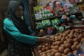 harga-telur-pecah-rekor-tembus-rp-33000-per-kg_20240312_232643.jpg