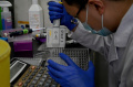 Intip Laboratorium China Penemu Obat Covid-19