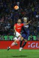Ismed Sofyan Duel Udara Dengan Cristian Gonzales