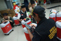 jamaah-calon-haji-tiba-di-asrama-haji-pondok-gede_20240511_122318.jpg