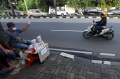 Jasa Penukaran Uang Mulai Ramai