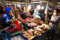 Jelang Ramadhan, Pasar Kosambi Bandung Ramai Pengunjung