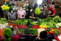 Jelang Ramadhan, Pasar Kosambi Bandung Ramai Pengunjung