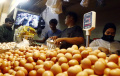 jelang-ramadhan-permintaan-telur-ayam-mulai-naik_20230303_195318.jpg