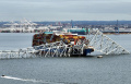 jembatan-baltimore-as-ambruk-ditabrak-kapal-kargo_20240326_223230.jpg
