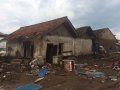 jenny-rachman-sabangi-korban-banjir-bandang-garut_20160928_144854.jpg