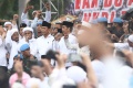 jokowi-jk-hadiri-aksi-bela-islam-iii_20161202_141801.jpg