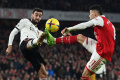 Kalahkan MU 3-2, Arsenal Kokoh di Puncak Klasemen Liga Inggris