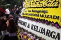 karangan-bunga-duka-cita-untuk-alm-kh-hasyim-muzadi_20170316_143035.jpg