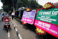 karangan-bunga-dukungan-untuk-bharada-e_20221010_144128.jpg