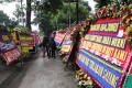 Karangan Bunga Untuk Ahok Djarot