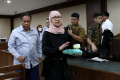 karen-agustiawan-dituntut-11-tahun-penjara_20240530_163649.jpg