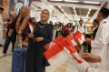 kcic-kibarkan-bendera-merah-putih-di-atas-rangkaian-kereta-cepat_20240817_200558.jpg