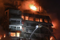 kebakaran-hebat-landa-apartemen-14-lantai-di-valencia-spanyol_20240223_215728.jpg