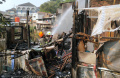 kebakaran-warung-di-jalan-tamansari-kota-bandung_20230901_200604.jpg
