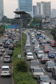 Kemacetan Jalan Jakarta Jelang Waktu Berbuka
