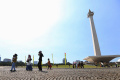 Kembali Dibuka Monas Dipadati Pengunjung