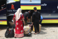 Kepadatan Pemudik Terminal Pondok Pinang
