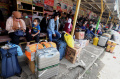 Kepadatan Pemudik Terminal Pondok Pinang