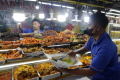Keramaian Pusat Kuliner di Kawasan Pasar Senen Jakarta