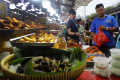 Keramaian Pusat Kuliner di Kawasan Pasar Senen Jakarta