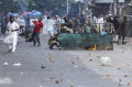 kerusuhan-di-bangladesh-meluas-ratusan-orang-tewas_20240720_065556.jpg