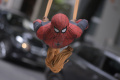 ketika-spider-man-bergelantungan-di-jalan-brasil_20220325_074111.jpg