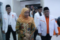 Khofifah dan Emil Dardak Terima SK Dukungan dari PKS