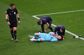Kiper Iran Alireza Beiranvand Terkapar