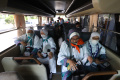 Kloter 1 Jemaah Calon Haji DKI Jakarta Masuk Asrama Haji Pondok Gede