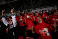 konser-salam-metal-ganjar-mahfud-di-gbk_20240203_192232.jpg