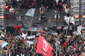 konser-salam-metal-ganjar-mahfud-di-gbk_20240203_192328.jpg