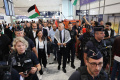 Kontingen Olimpiade Palestina Disambut Meriah saat Tiba di Paris