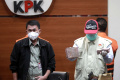 KPK Resmi Menahan Hakim PN Surabaya Itong Isnaeni Hidayat
