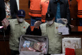 KPK Tahan Abdul Gafur Masud Bupati Penajam Paser Utara