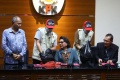 KPK Tunjukkan Uang Rp 330 Juta BB OTT Suap Wali Kota Medan