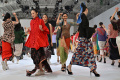 kreasi-bin-house-di-jakarta-fashion-week-2023_20221028_064819.jpg