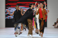 Kreasi Bin House di Jakarta Fashion Week 2023