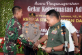ksad-dudung-wujudkan-mimpi-henz-songjanan-jadi-prajurit-tni-ad_20220413_181903.jpg