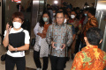 Kuasa Hukum Putri Candrawathi Datangi Bareskrim Polri