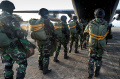 latihan-terjung-payung-tni-au-di-lanud-sultan-iskandar-muda_20220217_140326.jpg